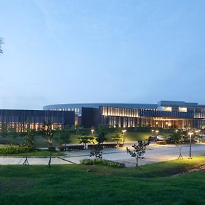 Hotel Santika Premiere Bandara Palembang